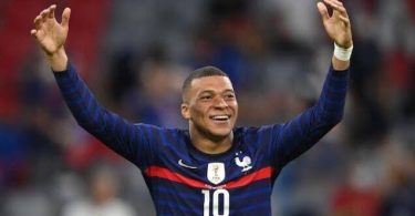 PSG coach speaks on Mbappe becoming France’s new captain after Lloris’ retirement